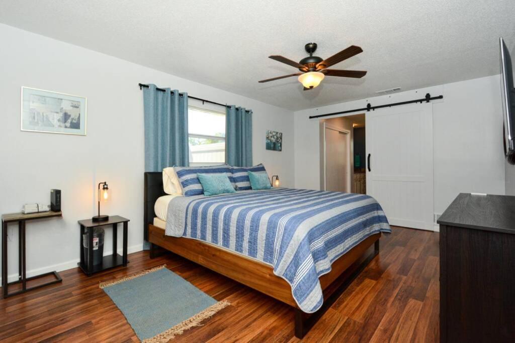 Cozy, Fido-Friendly Pool Home Just 4 Miles To The Beach! Venice Exterior foto